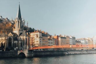 Immobilier à Lyon : les avantages de faire appel à un promoteur
