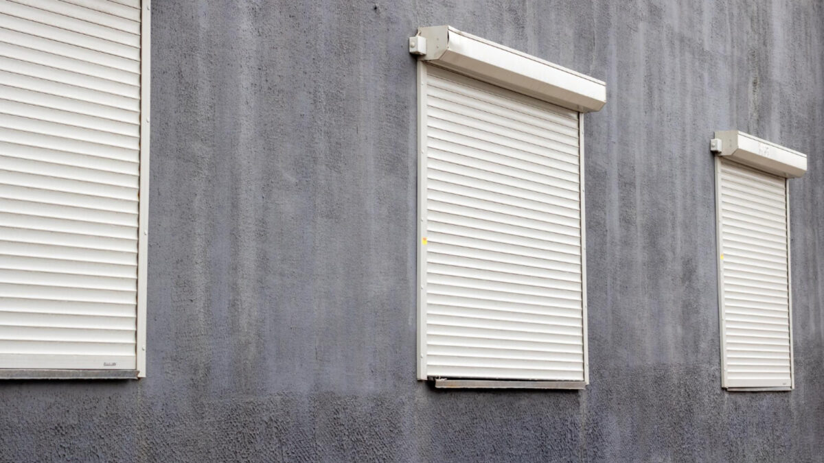 Pourquoi opter pour des volets roulants chez soi ?